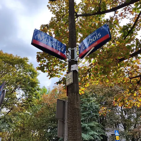 Lägenhet Mieszkanie W Poblizu Starego Miasta Warszawa